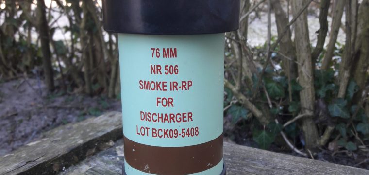Lege 76 MM NR. 506 Smoke IR-RP for discharger – CV90 gevechtsvoertuig