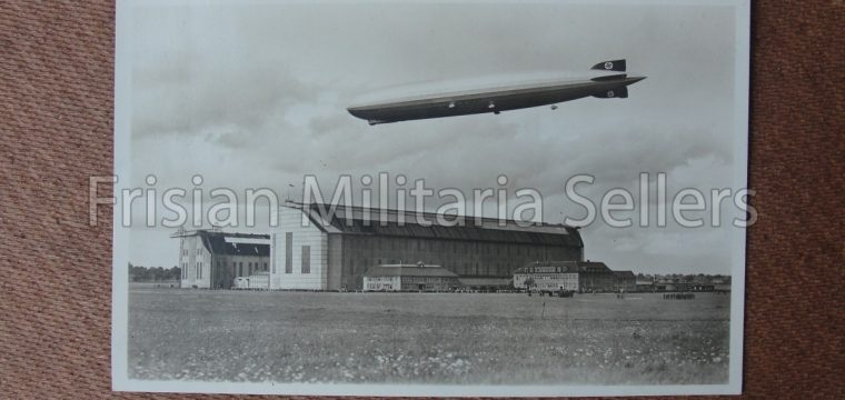 Postkaart Graf Zeppelin über die Werft