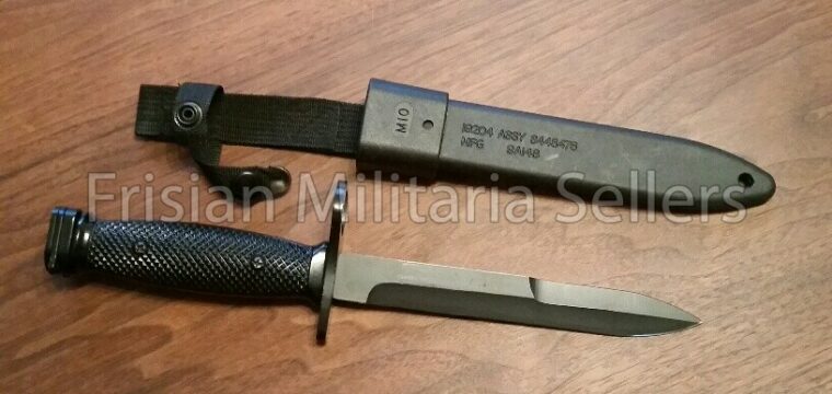 Fighting Knife with M10 Scabbard