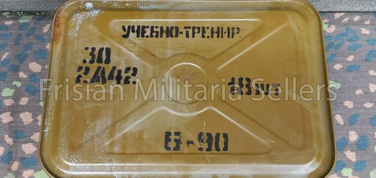 Ammo box for 18 pieces Russian 30 x 165 EXC ( postwar )