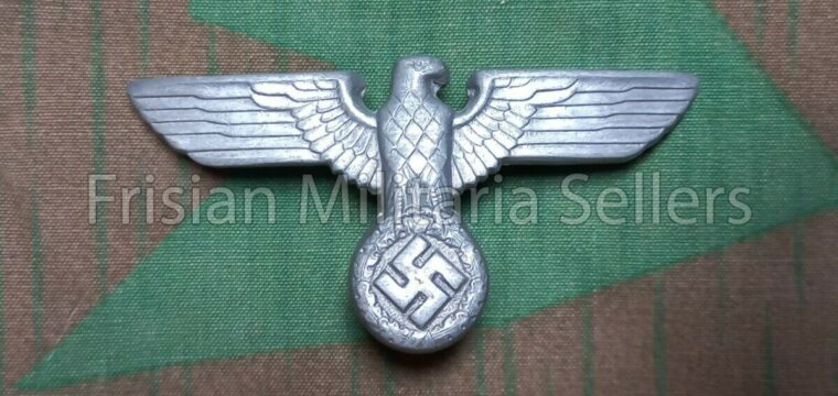 Wehrmacht Heer (Army) Officer’s Visor Cap Eagle